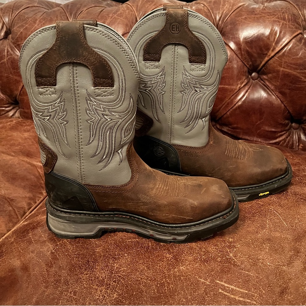 Justin Steel Toe Work Cowboy Boots. Size 11 D. Barely worn, like new!